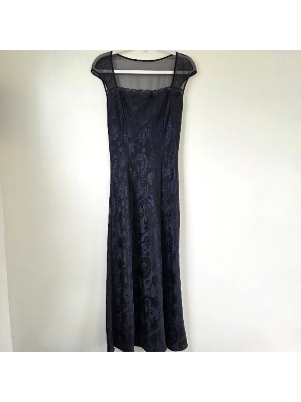 Vintage Victoria's Secret Gold Label Black Floral Jacquard Maxi Slip Dress Size